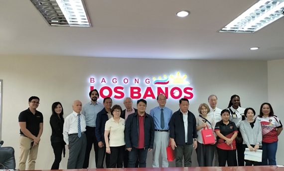 Courtesy call on Mayor of Los Baños
